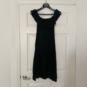 Kimchi Blue Black Off-the-Shoulder Midi Dress